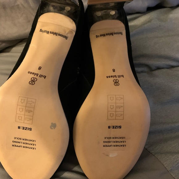 Bill Blass - Picture 5 of 7